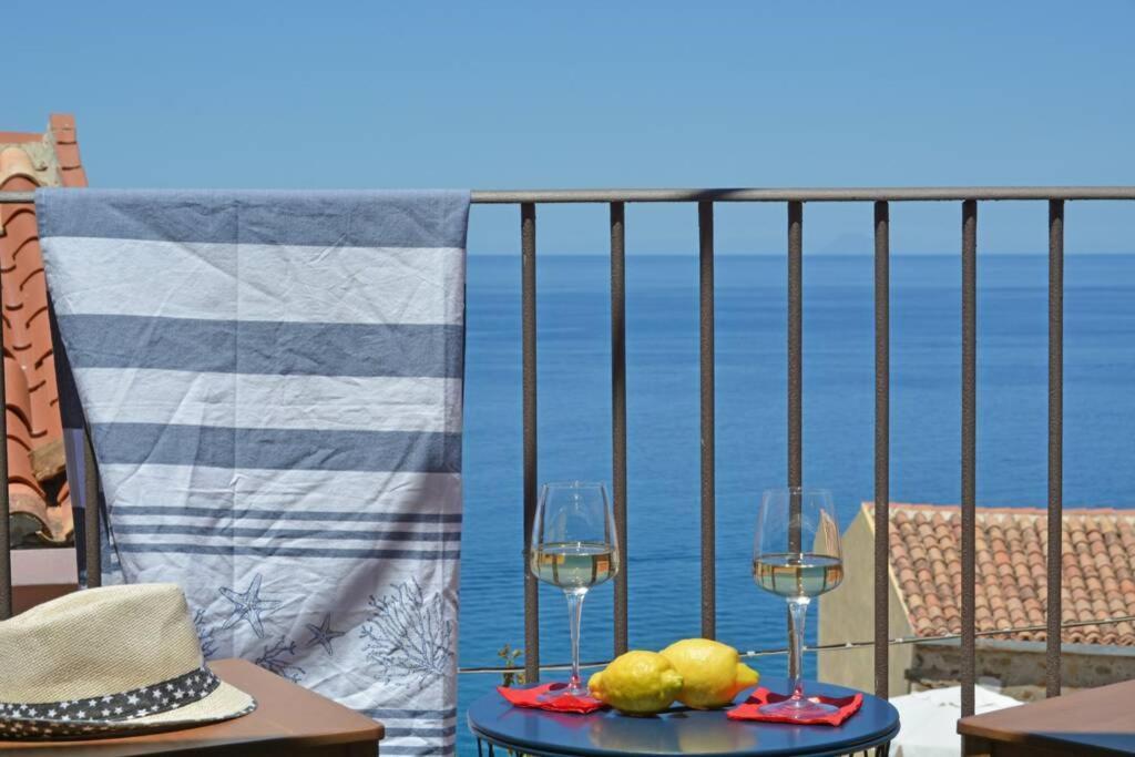 Ferienwohnung Terrazza Ambrogio Sant'Ambrogio  Exterior foto