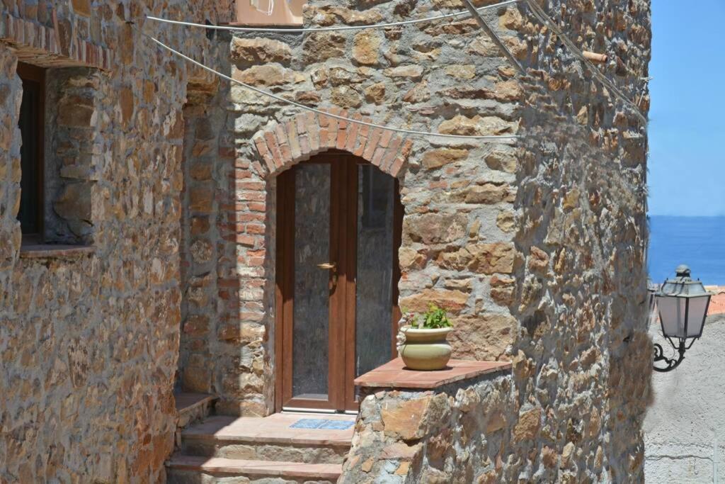 Ferienwohnung Terrazza Ambrogio Sant'Ambrogio  Exterior foto